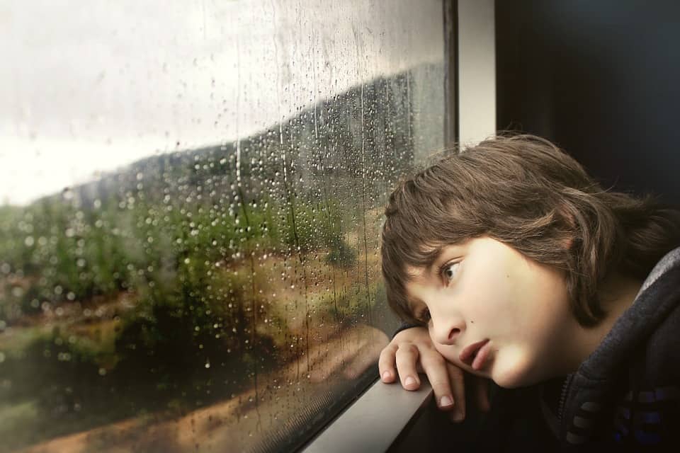 Children Care: 5 Ways To Make Your Child Talk To You When He Is Sad